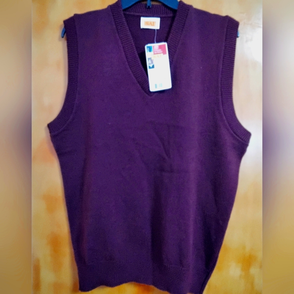 Men's/Womans Wine Colored Sweater Vest size M